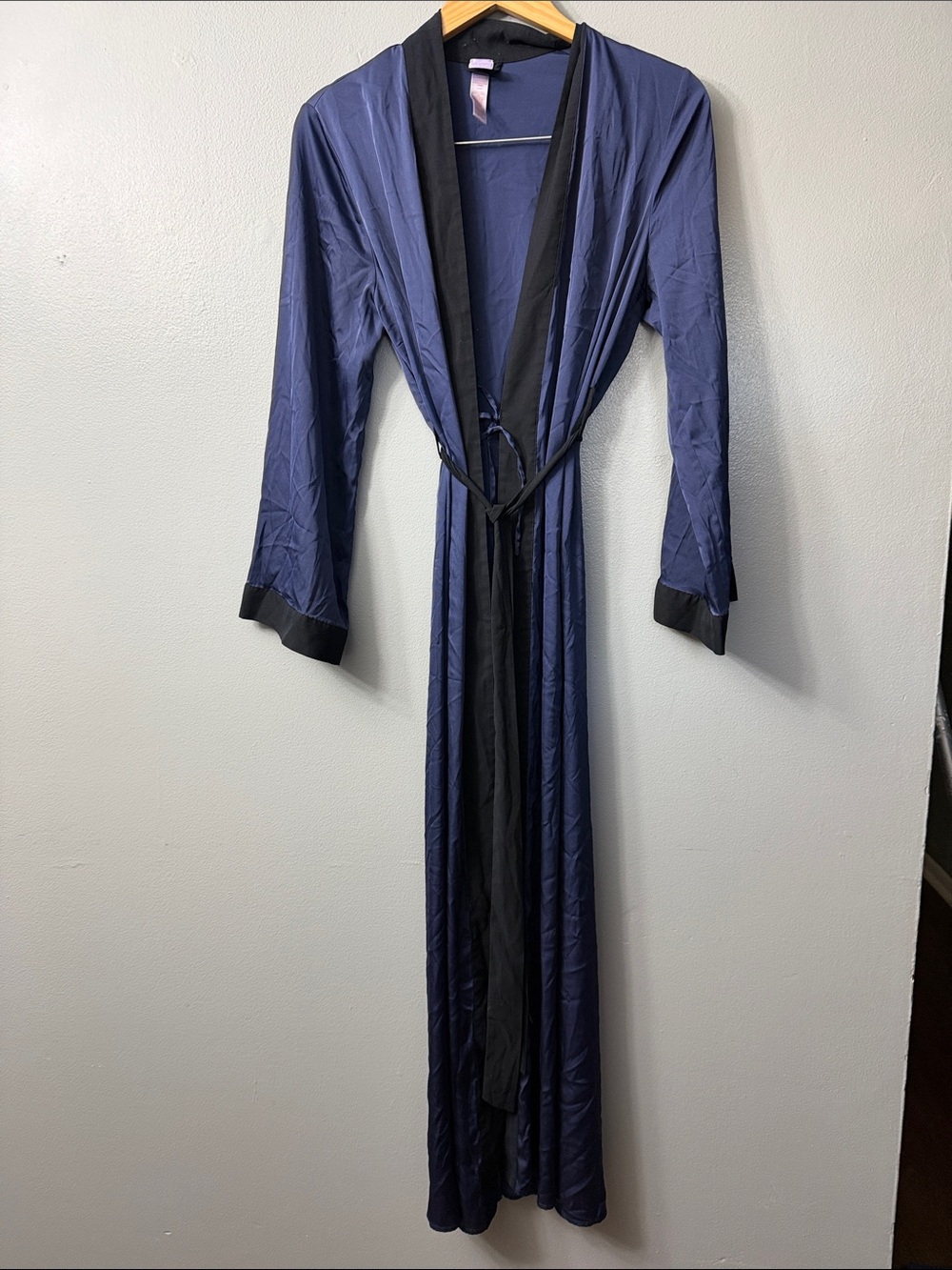savage x fenty satin long robe xs/sm